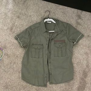 Abound crop sleeve button up